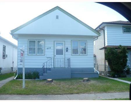 Main Photo: 424 SEYMOUR ST in WINNIPEG: Residential for sale (Canada) : MLS®# 2911663