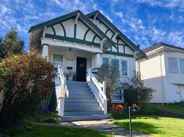 Main Photo: 1219 NANAIMO Street in : West End NW House for sale (New Westminster) : MLS®# R2370793