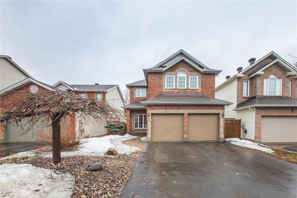 Main Photo: 28 Borealis Cr. in Ottawa: House for sale (Carson Meadows)