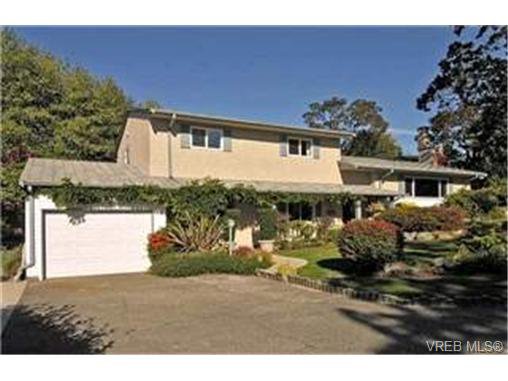 Main Photo: in VICTORIA: SE Mt Doug Single Family Detached for sale (Saanich East) : MLS®# 411706