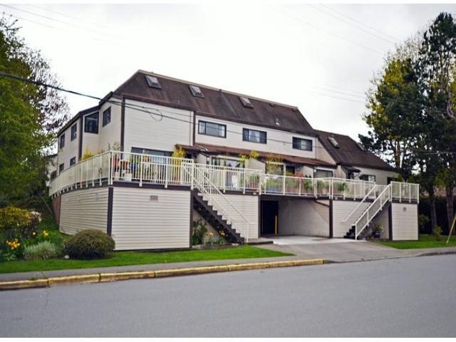Main Photo: 4716 48B ST in Ladner: Ladner Elementary Condo for sale : MLS®# V1076581