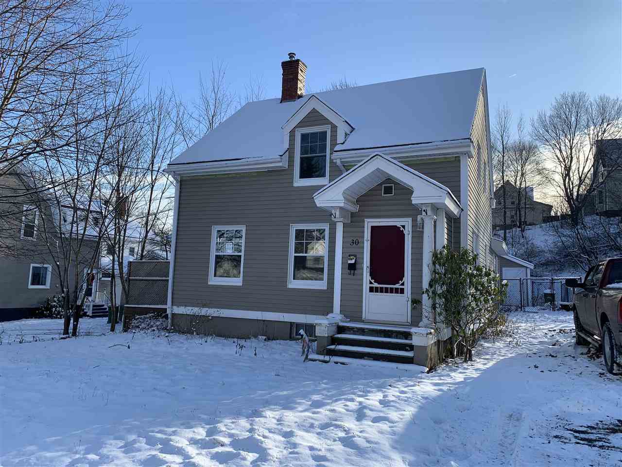 Main Photo: 30 Bell Street in New Glasgow: 106-New Glasgow, Stellarton Residential for sale (Northern Region) : MLS®# 202002376