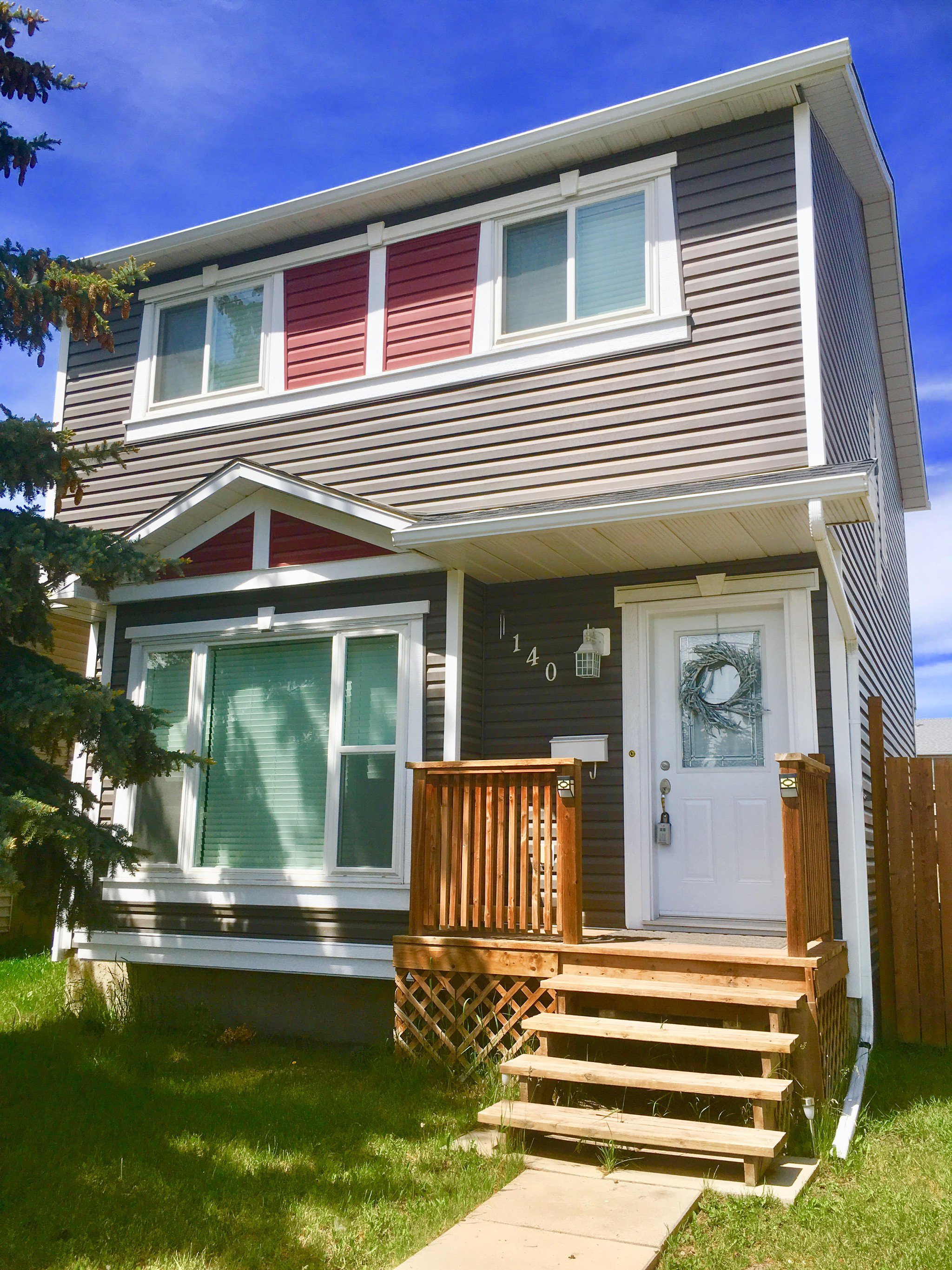 Main Photo: 140 Martindale Boulevard NE in Calgary: Detached