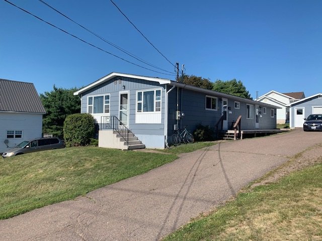 Main Photo: 152 Willow Street in Amherst: 101-Amherst,Brookdale,Warren Residential for sale (Northern Region) : MLS®# 202018170