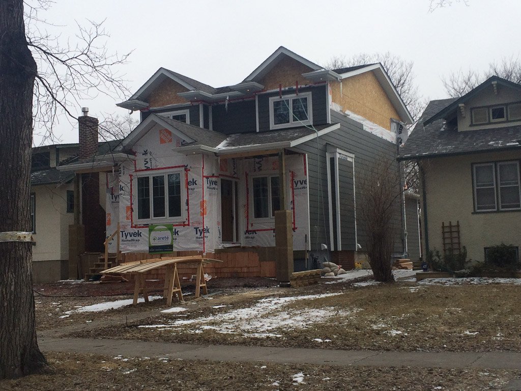 Main Photo: 270 Niagara Street in Winnipeg: River Heights / Tuxedo / Linden Woods Single Family Detached for sale (Central Winnipeg) : MLS®# 1513104