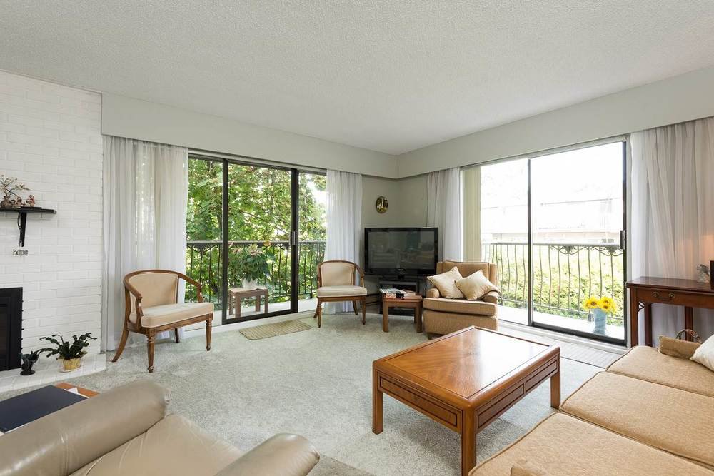 Main Photo: 302 1721 ST. GEORGES AVENUE in North Vancouver: Home for sale : MLS®# R2108093