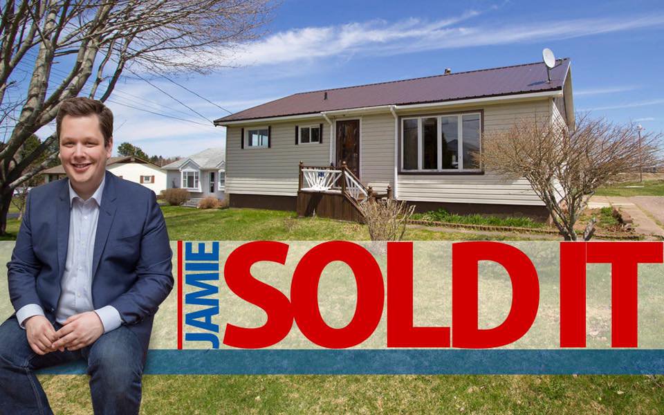 Main Photo: 52 Charles Street: Sackville House for sale : MLS®# M104866
