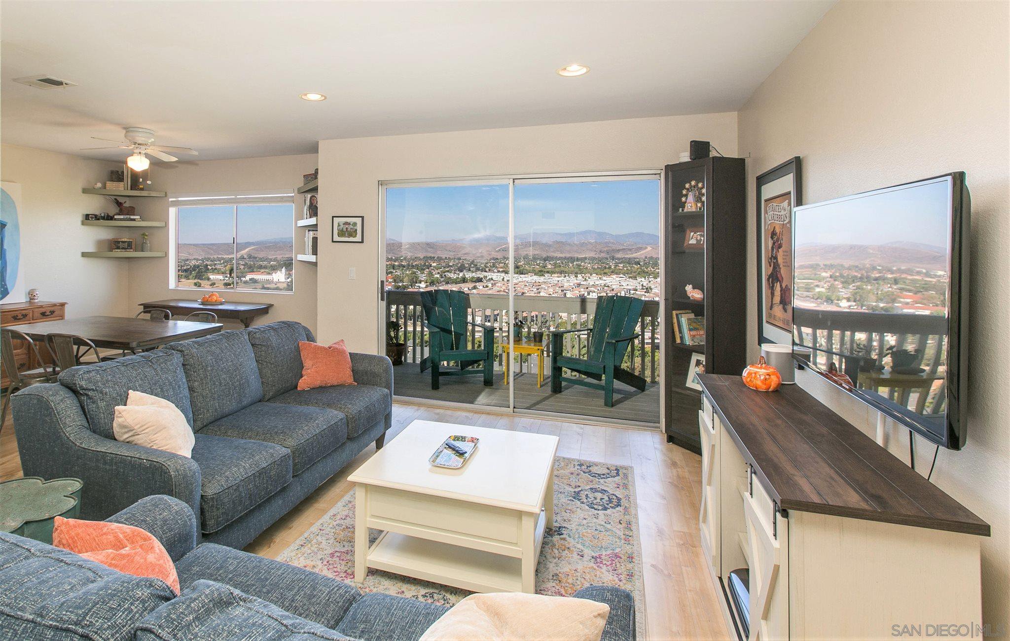 Main Photo: SAN LUIS REY Condo for sale : 2 bedrooms : 4226 La Pinata Way #226 in Oceanside