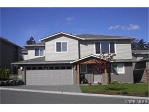 Main Photo: 2642 Capstone Pl in VICTORIA: La Mill Hill Single Family Detached for sale (Langford) : MLS®# 334845