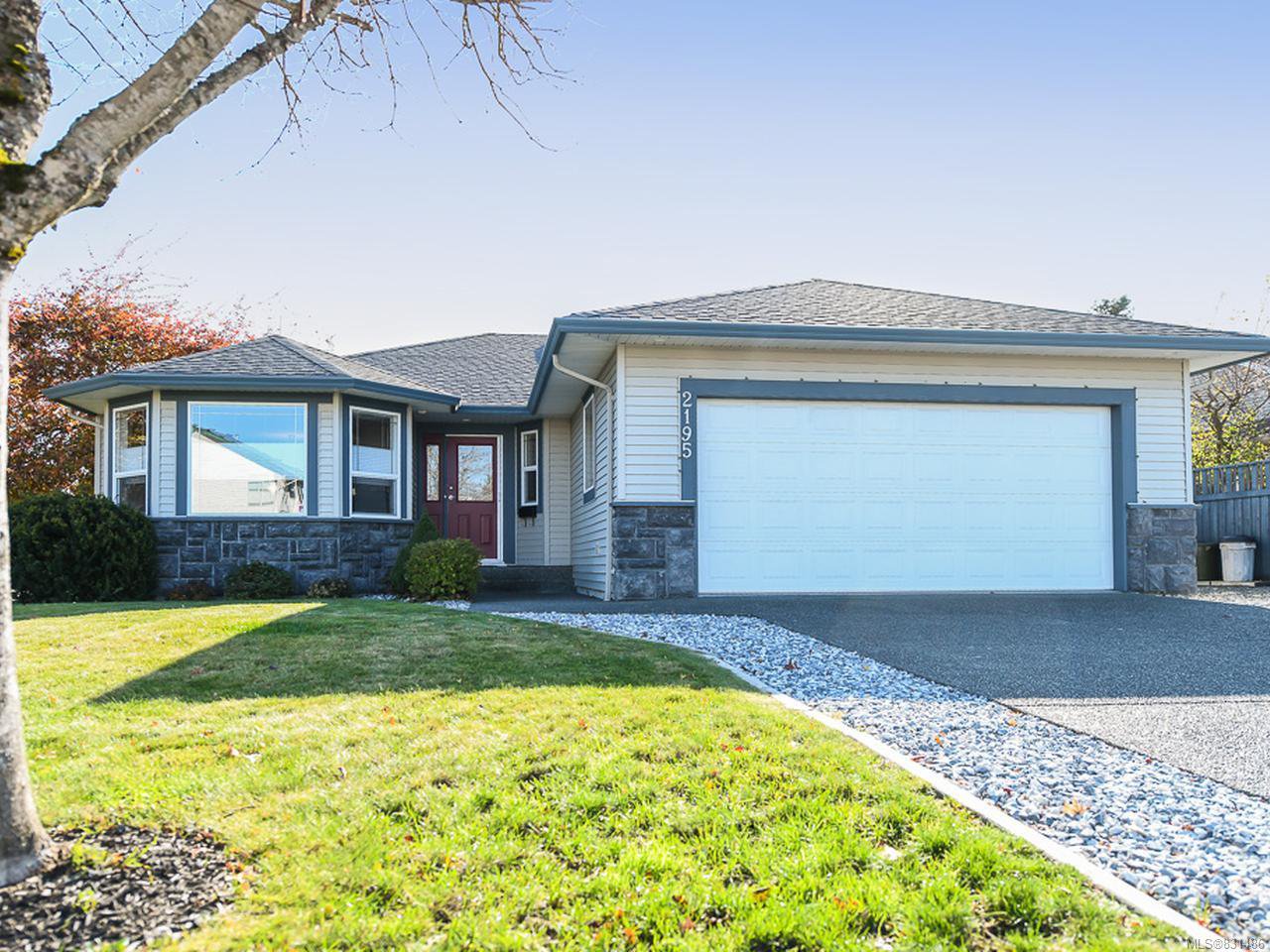 Main Photo: 2195 Hawk Dr in COURTENAY: CV Courtenay East House for sale (Comox Valley) : MLS®# 831486
