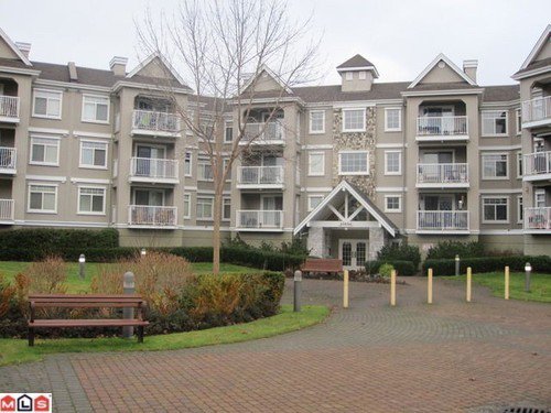 Main Photo: 213 20896 57TH Ave in Langley: Langley City Home for sale () : MLS®# F1029305