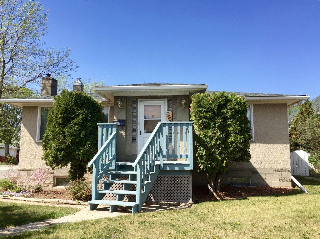Main Photo: 12302 95 Street in : Edmonton House for sale : MLS®# E4019921