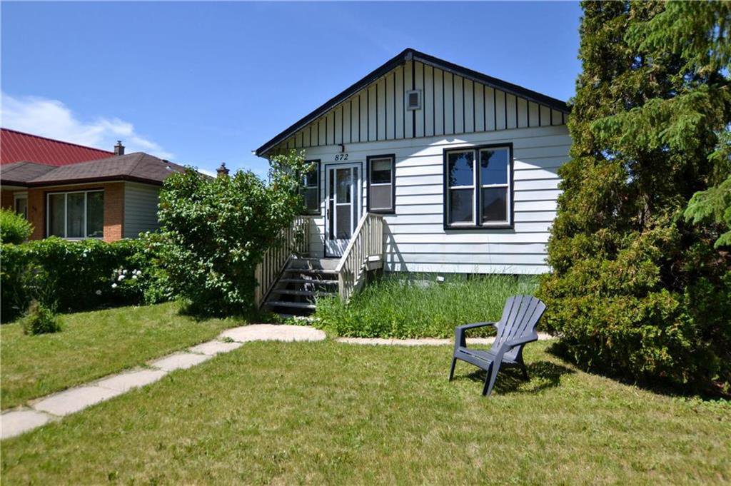 Main Photo: 872 Clifton Street in Winnipeg: West End Residential for sale (5C) : MLS®# 202015103