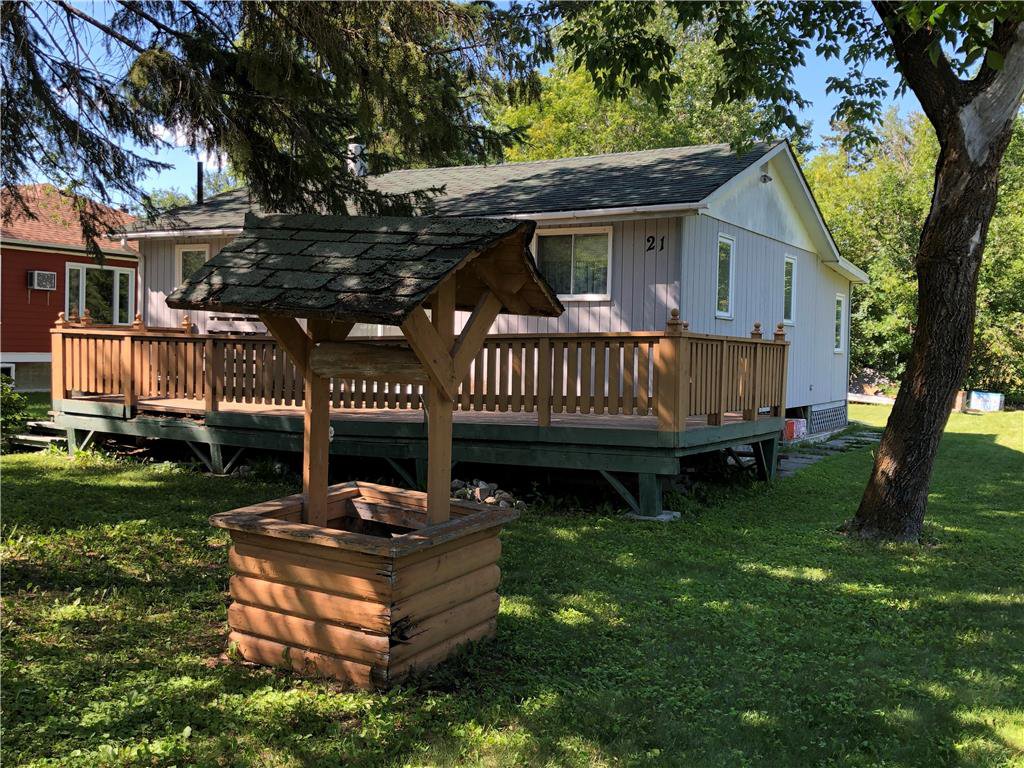 Main Photo: 21 Hawthorne Avenue in Matlock: Dunnottar Residential for sale (R26) : MLS®# 202017657
