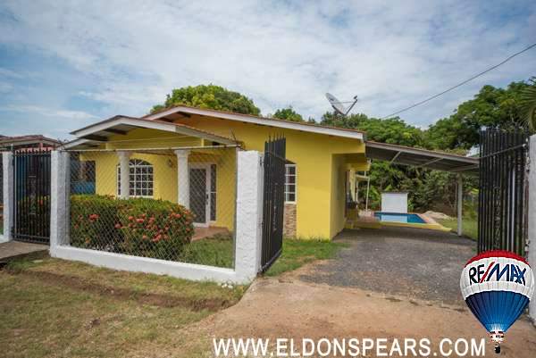 Beach Homes Panama - Front of the house