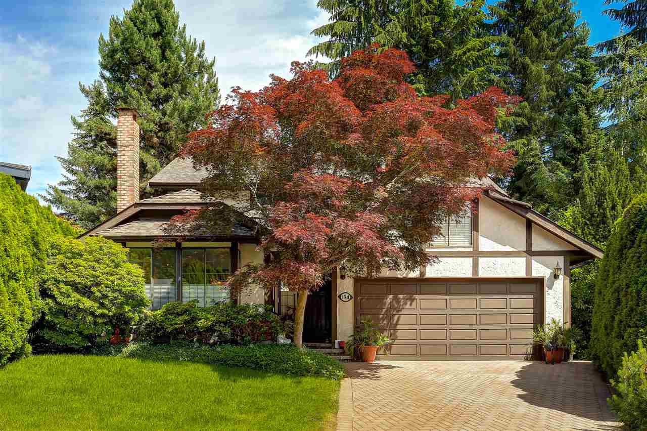Main Photo: 1911 IRONWOOD COURT in Port Moody: Mountain Meadows House for sale : MLS®# R2077748
