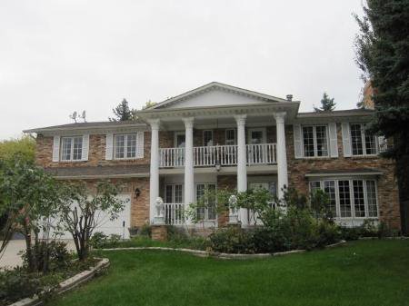 Main Photo: 23 DUNBAR Crescent: Residential for sale (Canada) : MLS®# 1109254
