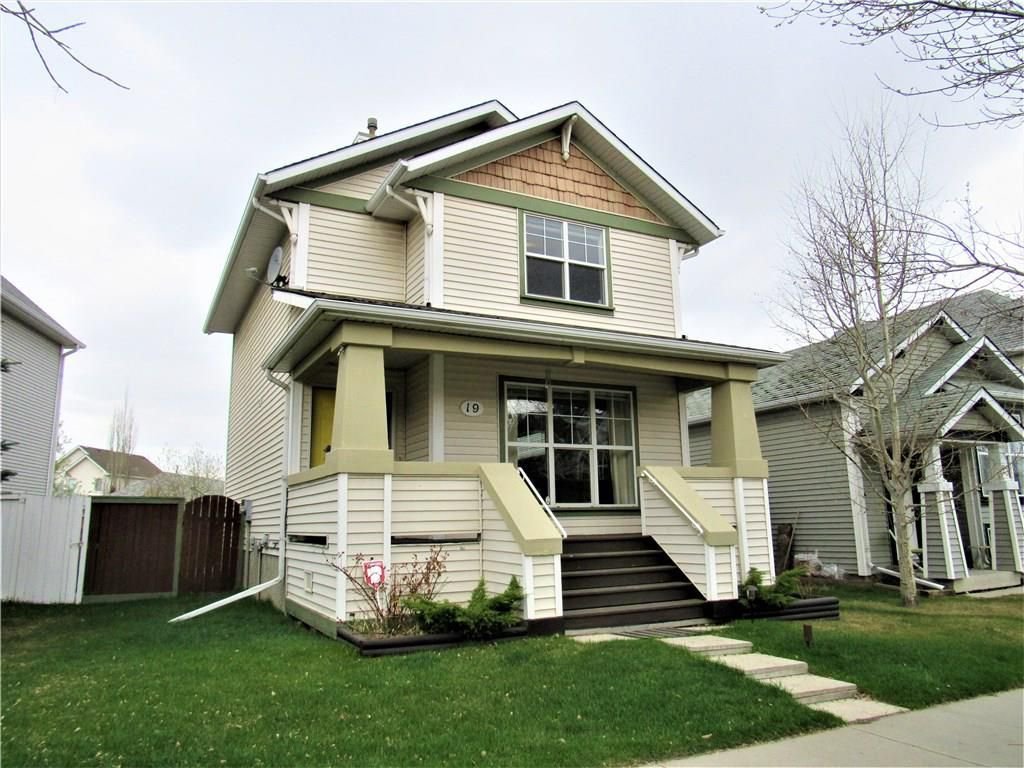 Main Photo: 19 PRESTWICK GV SE in Calgary: McKenzie Towne House for sale : MLS®# C4175782