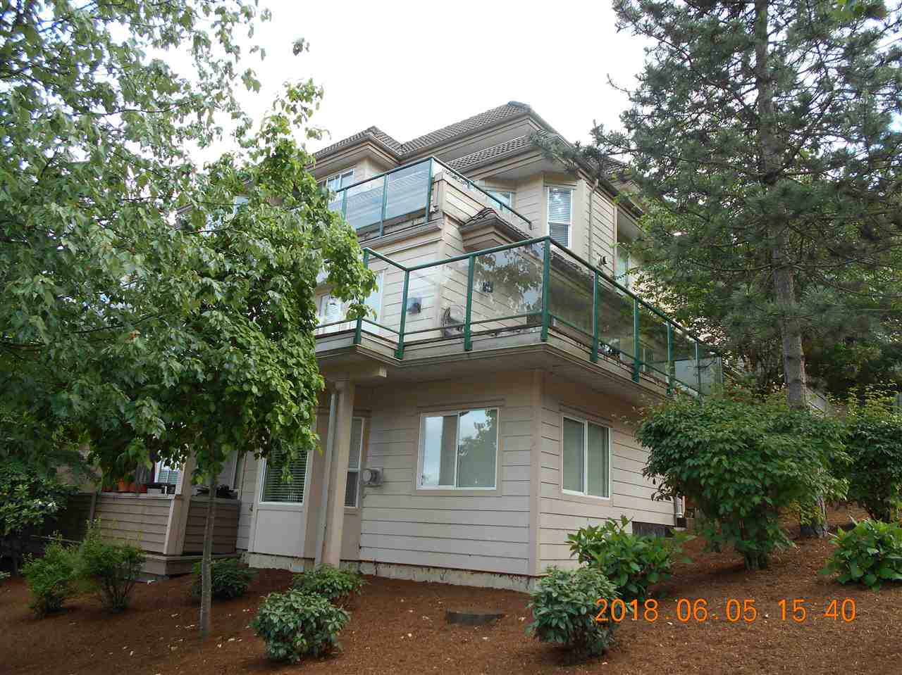 Main Photo: 406 121 SHORELINE CIRCLE in Port Moody: College Park PM Condo for sale : MLS®# R2281275