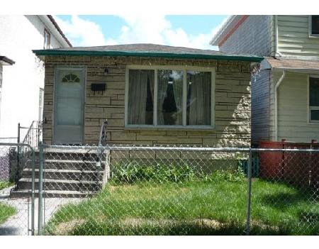 Main Photo: 477 LIPTON ST.: Residential for sale (Canada) : MLS®# 2813684