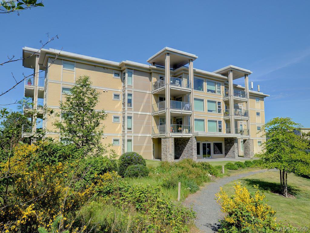 Main Photo: 303 3234 Holgate Lane in VICTORIA: Co Lagoon Condo Apartment for sale (Colwood) : MLS®# 831596